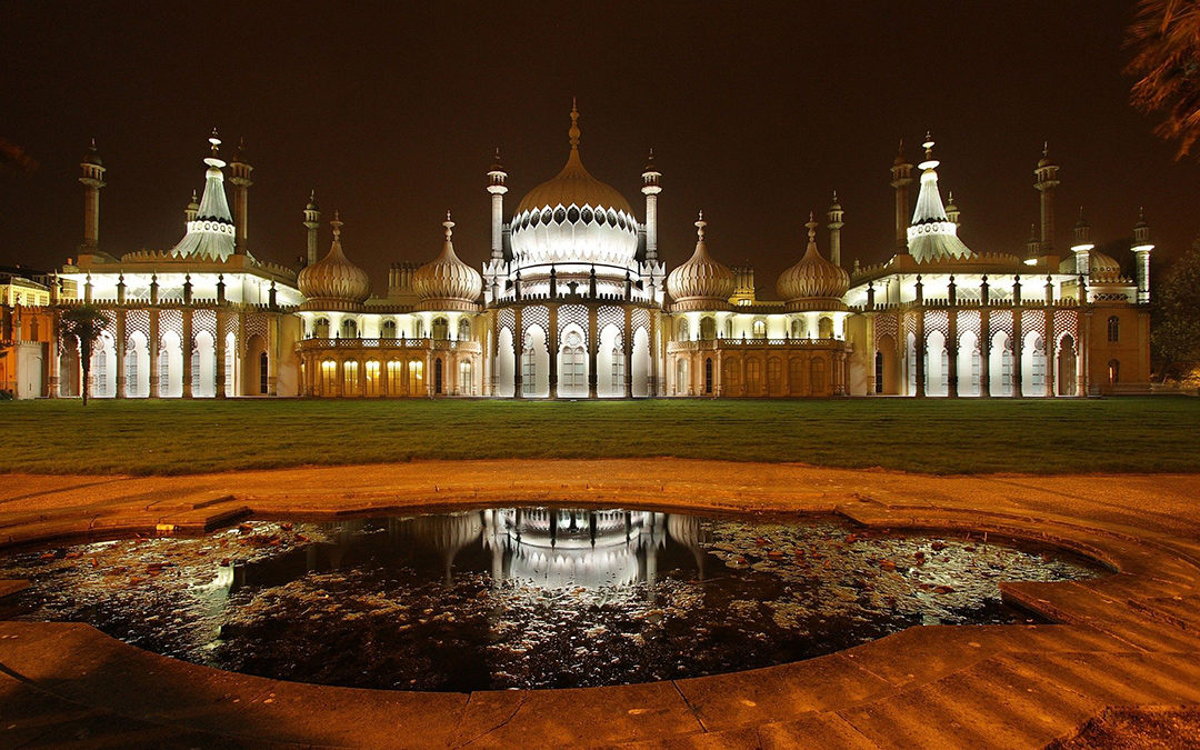 The Royal Pavilion, Brighton, by night (Pixabay - 815306)