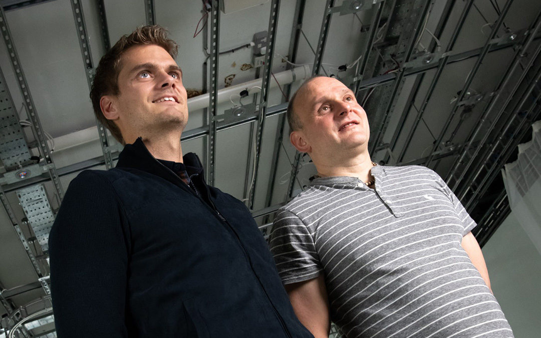 Universal Quantum Founders Dr Sebastian Weidt (left) and Prof Winfried Hensinger (right)
