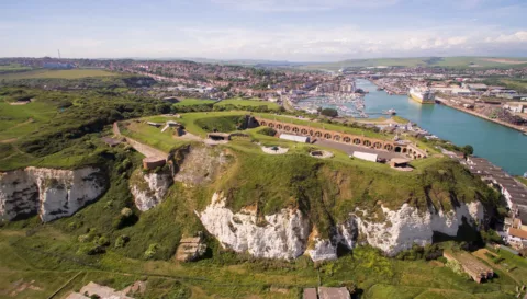 Newhaven Fort, photo by HighVistas.com (banner)